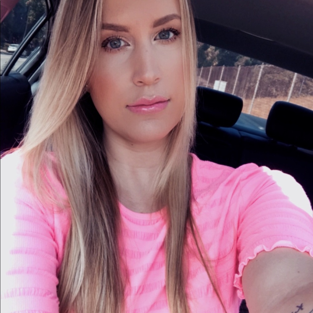 Meet your Posher, Justine